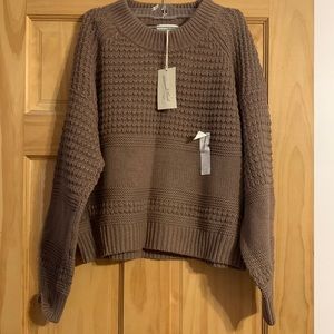 NWT Womens Universal Thread Sweater
